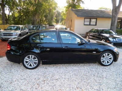 2006 BMW 325  i