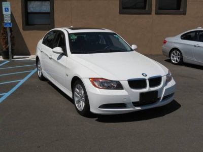 2006 BMW 325  xi