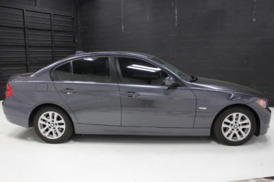 2006 BMW 325  i