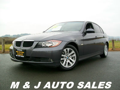 2006 BMW 325  i