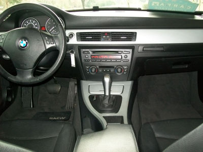 2006 BMW 325 i
