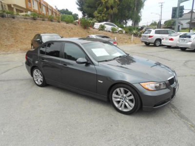 2006 BMW 325  i