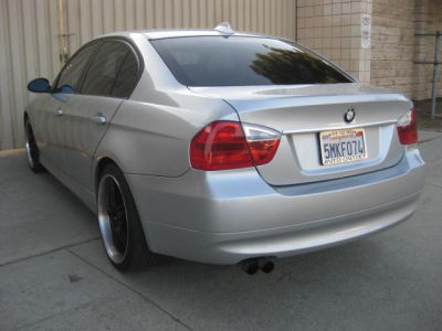 2006 BMW 325  i