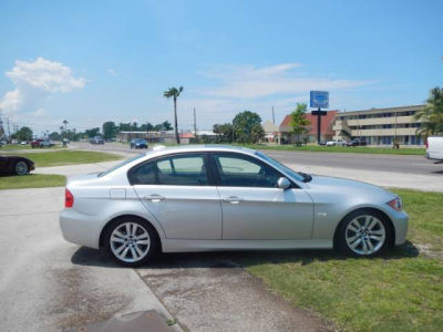 2006 BMW 325  i