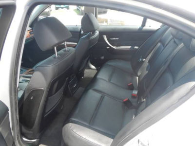 2006 BMW 325  i