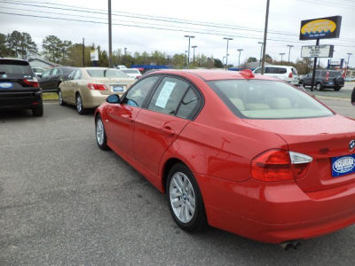 2006 BMW 325  i