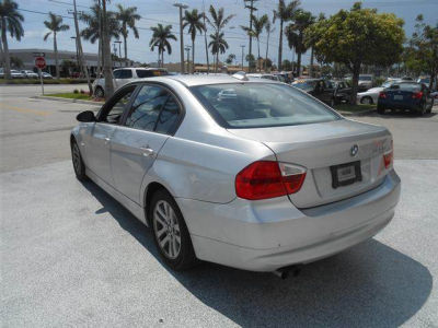 2006 BMW 325  i