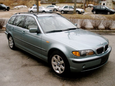 2005 BMW 325 xiT