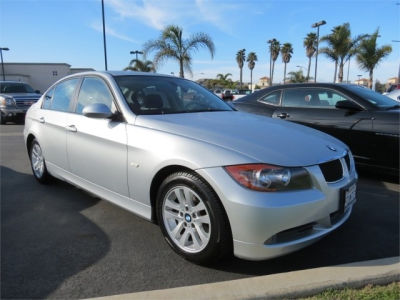 2006 BMW 325  i