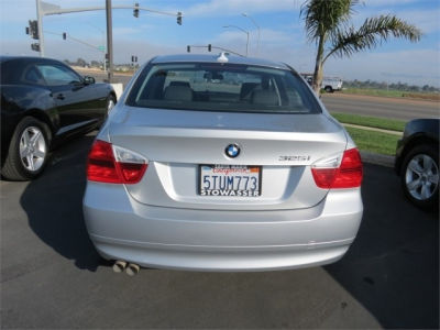 2006 BMW 325 i