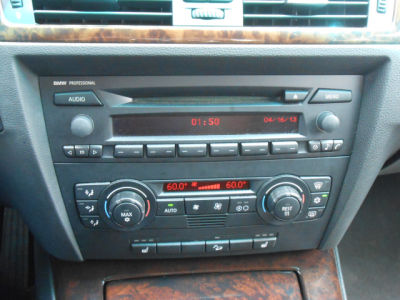 2006 BMW 325  xi