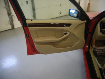 2004 BMW 325 i