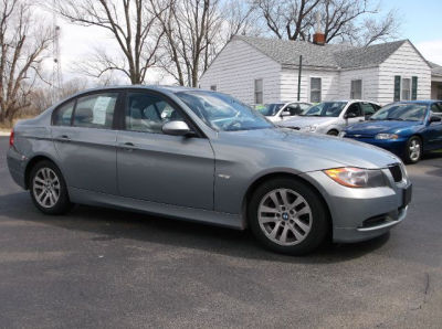 2006 BMW 325  i