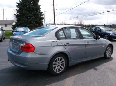2006 BMW 325  i