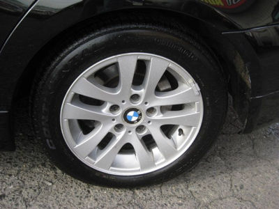 2006 BMW 325 xi