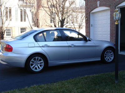 2006 BMW 325  i