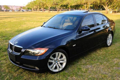 2006 BMW 325  i