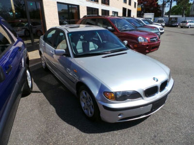 2004 BMW 325 xi