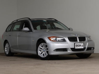 2006 BMW 325  xiT