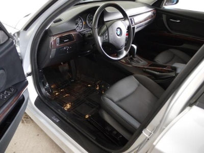 2006 BMW 325  xiT