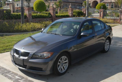 2006 BMW 325  i