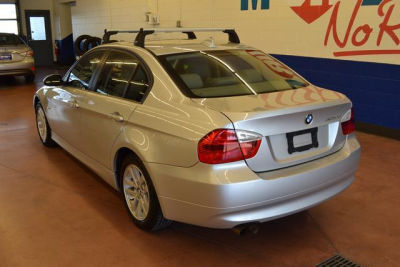 2006 BMW 325  xi