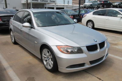 2006 BMW 325  i