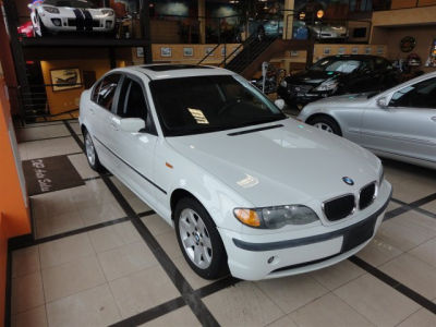 2002 BMW 325 i
