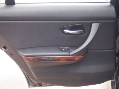 2006 BMW 325 i