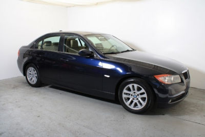 2006 BMW 325  i