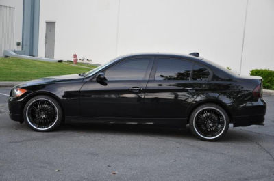 2006 BMW 325  i