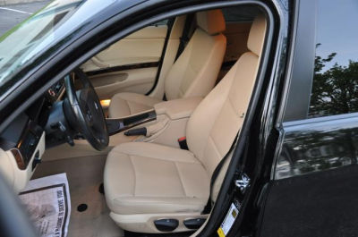 2006 BMW 325  i