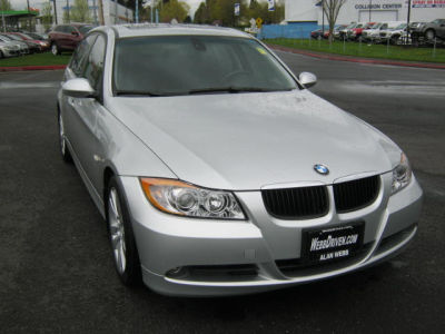 2006 BMW 325  i