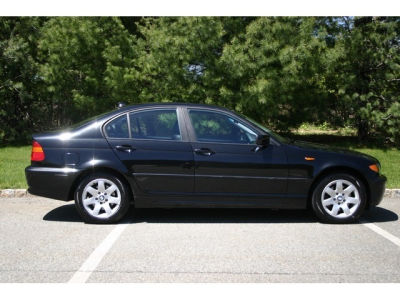 2004 BMW 325 xi