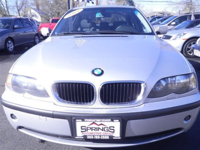 2004 BMW 325  xi