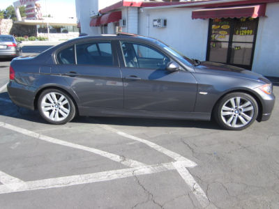 2006 BMW 325  i