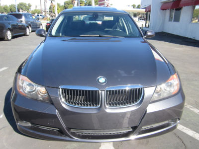 2006 BMW 325  i