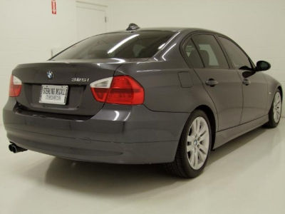 2006 BMW 325 i