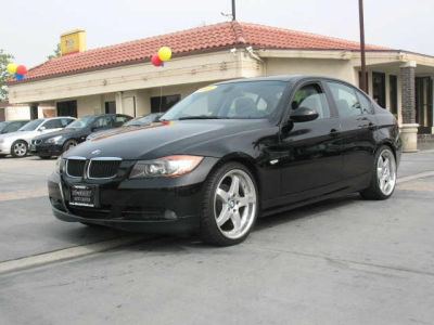 2006 BMW 325  i