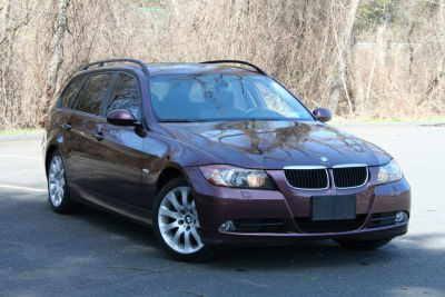 2006 BMW 325  xiT