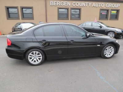 2006 BMW 325  i