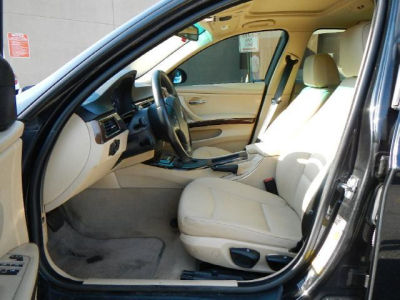 2006 BMW 325  xi
