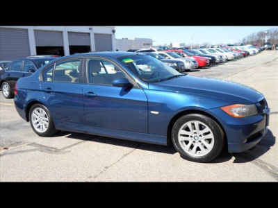 2006 BMW 325  i