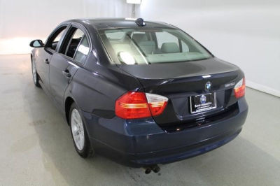 2006 BMW 325 i