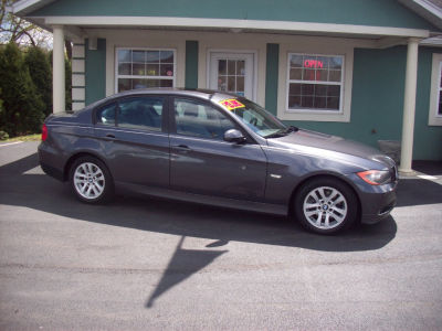 2006 BMW 325  i