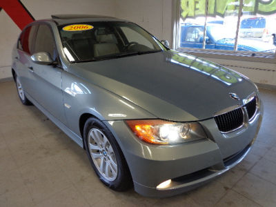 2006 BMW 325  i