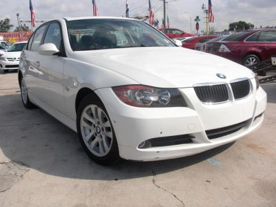 2006 BMW 325  i