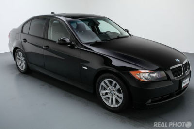 2006 BMW 325  i