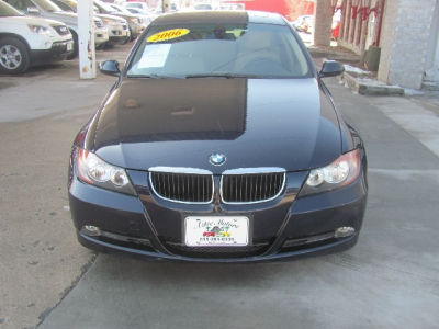 2006 BMW 325  i