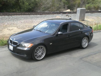 2006 BMW 325  i